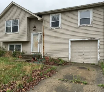 From Beige Box to Modern Masterpiece: See the Potential!